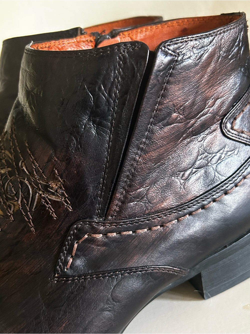 Robert Wayne Distressed Western Durango Ankle Boots with Scrolled Design - Picture 12 of 15